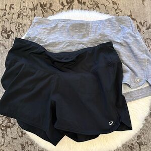 Gap Maternity Running Shorts. Size small. Set of 2.